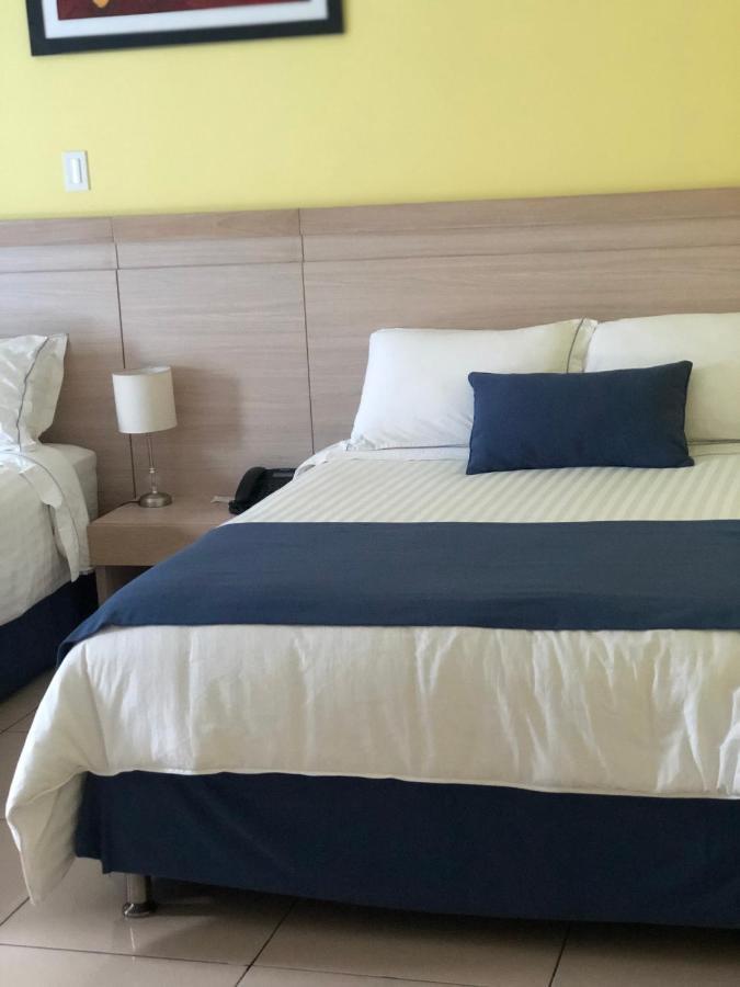 Hostel Paradise St Santa Marta  Ngoại thất bức ảnh