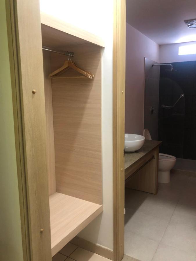 Hostel Paradise St Santa Marta  Ngoại thất bức ảnh