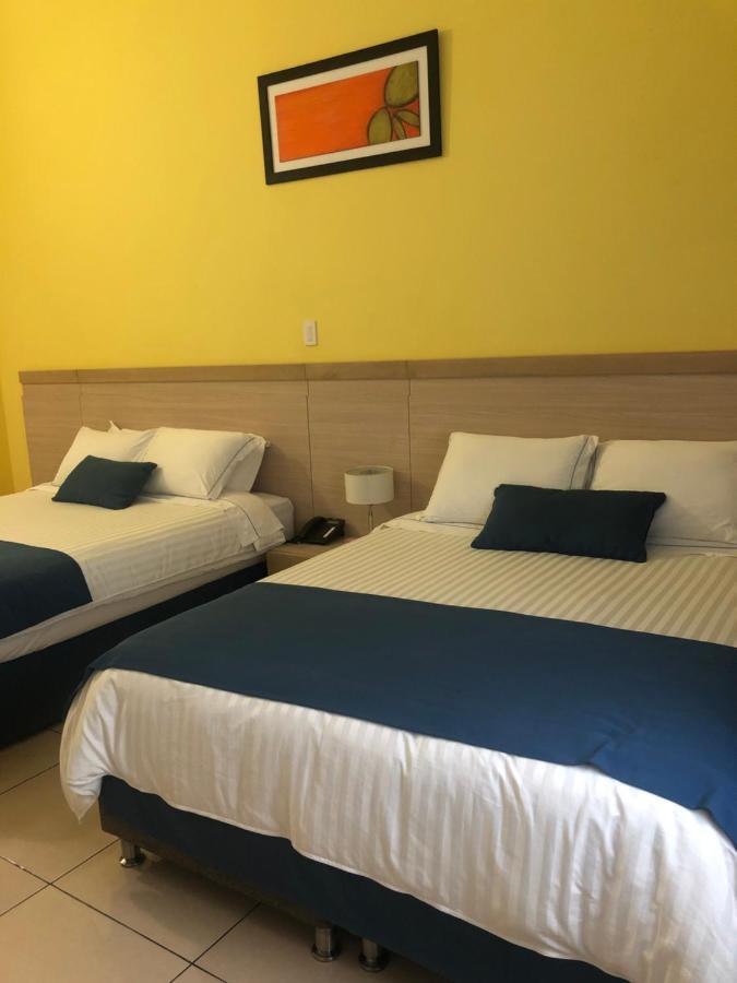 Hostel Paradise St Santa Marta  Ngoại thất bức ảnh