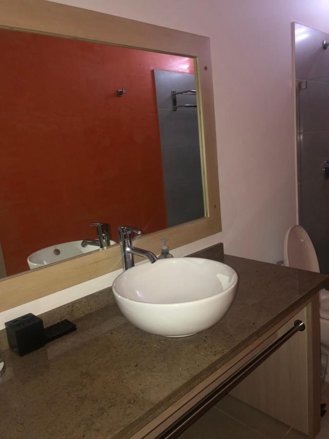 Hostel Paradise St Santa Marta  Ngoại thất bức ảnh
